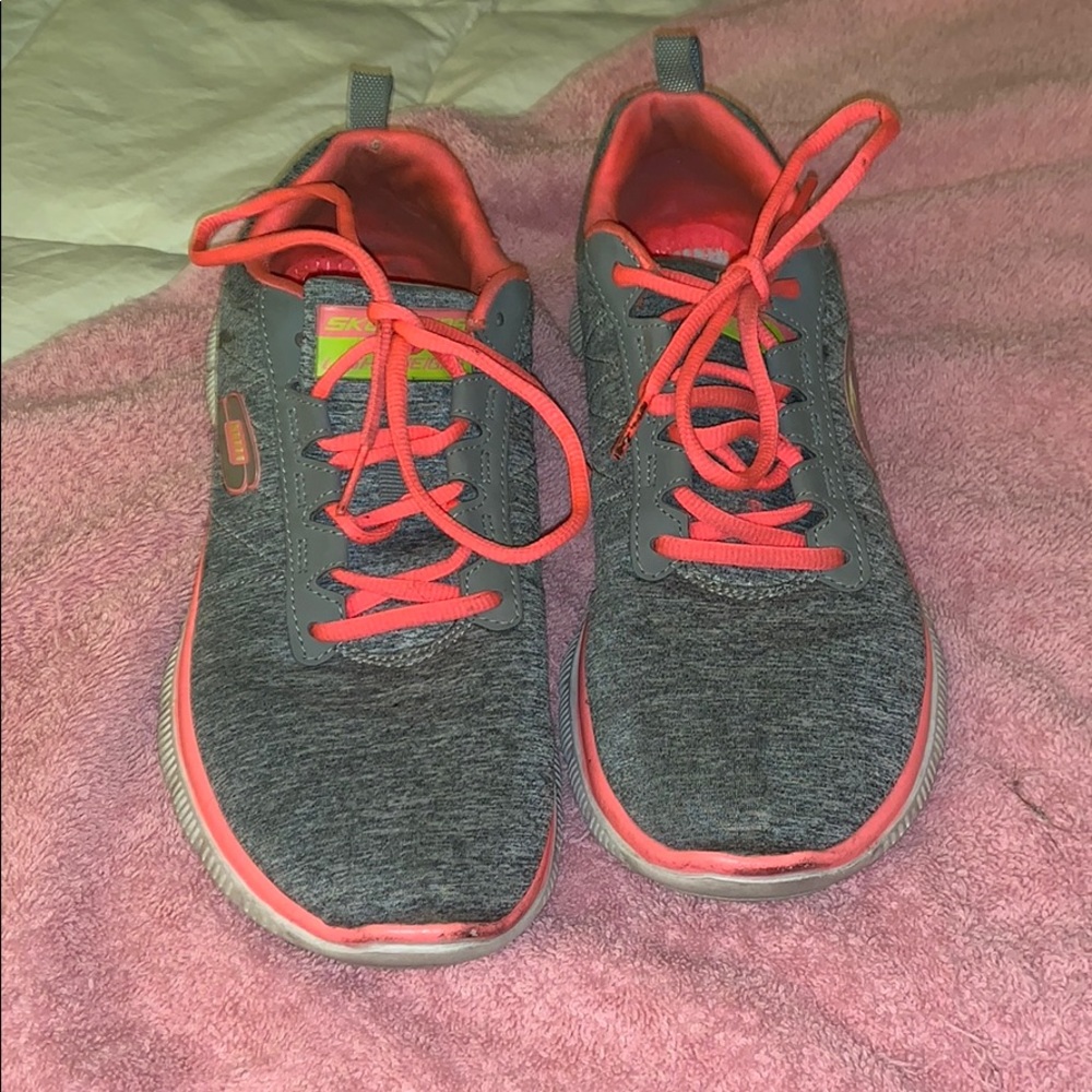 Skechers shoes